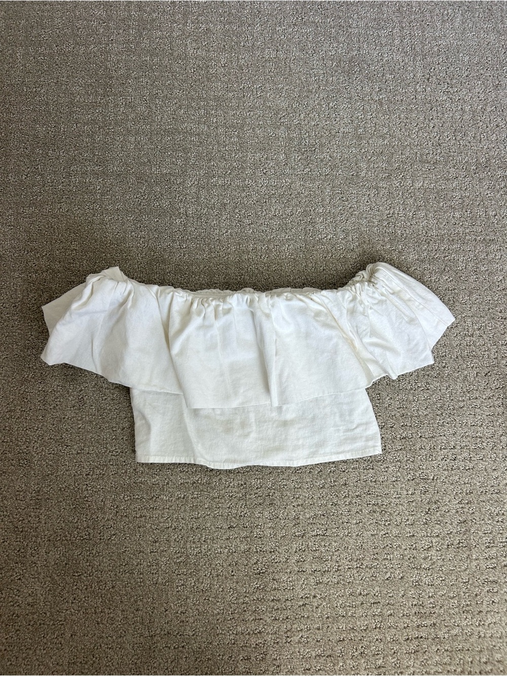a new day White Off-the-Shoulder Ruffle Crop Top size XS